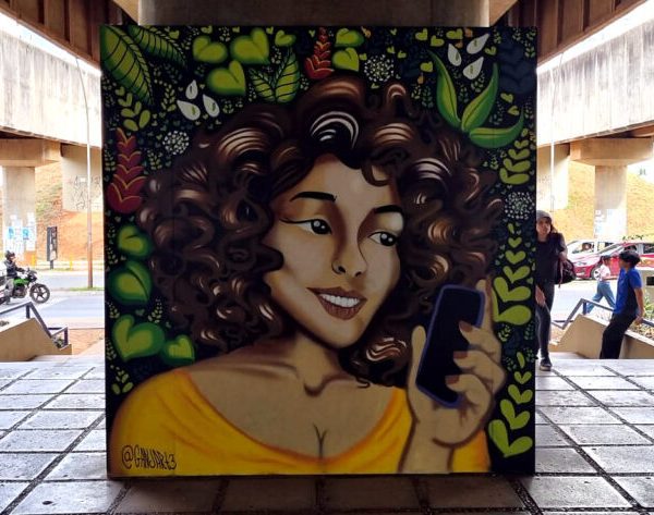 Artistas lutam pelo fim da violência contra a mulher