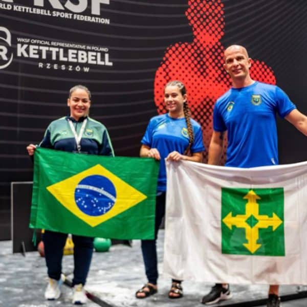 Kettlebell: Família de Águas Claras é destaque nacional no esporte