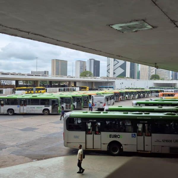 Gratuidade no transporte público aos domingos e feriados