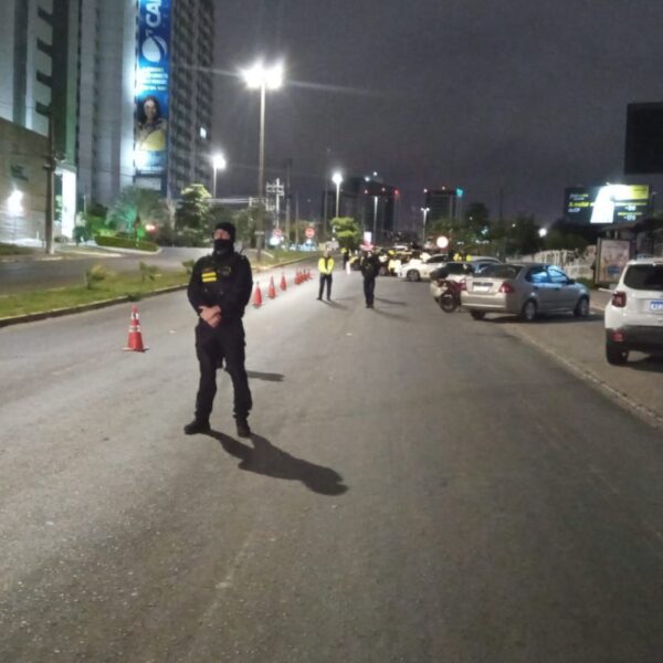 Fiscalização do Maio Amarelo autua motoristas por embriaguez ao volante