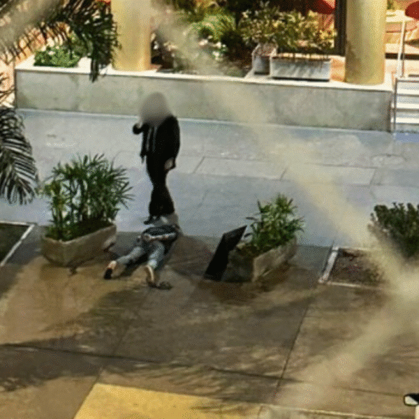 Policial de férias surpreende criminoso com mandado de prisão, na Rua 22 Sul