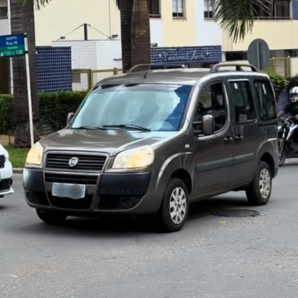Sinalização incompleta mantém risco de acidentes em cruzamento de Águas Claras