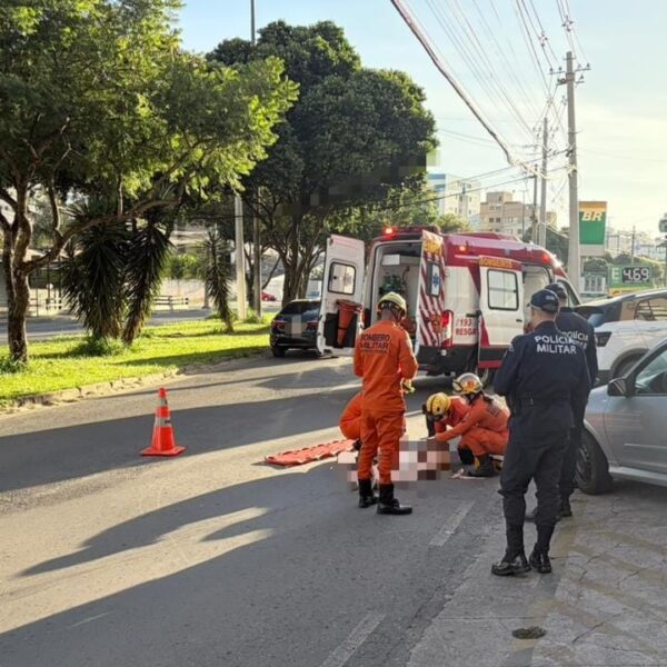 Mulher fica ferida após atropelamento em Águas Claras
