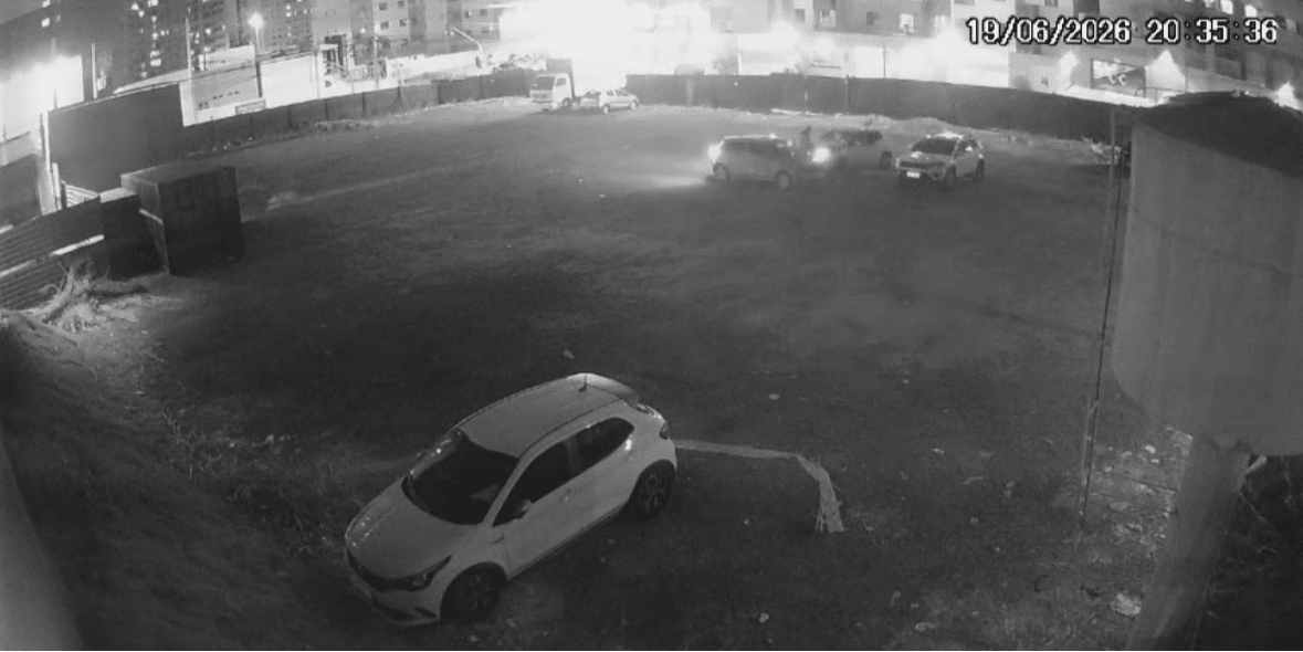 Câmeras registram furto de carro em estacionamento próximo à academia em Águas Claras